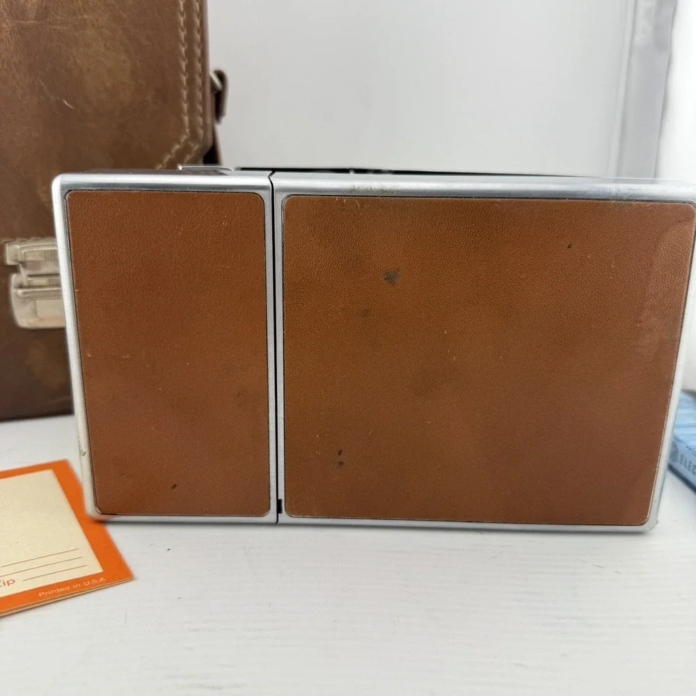 Vintage Polaroid SX-70 Land Camera Leather Folding Instant Film Case Flash Untes